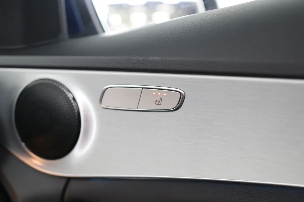 180 Sport Edition | AFN TREKHAAK | CAMERA | AMG STYLING | ELEKTS STOELEN | STOELVERWARMING | NAVI