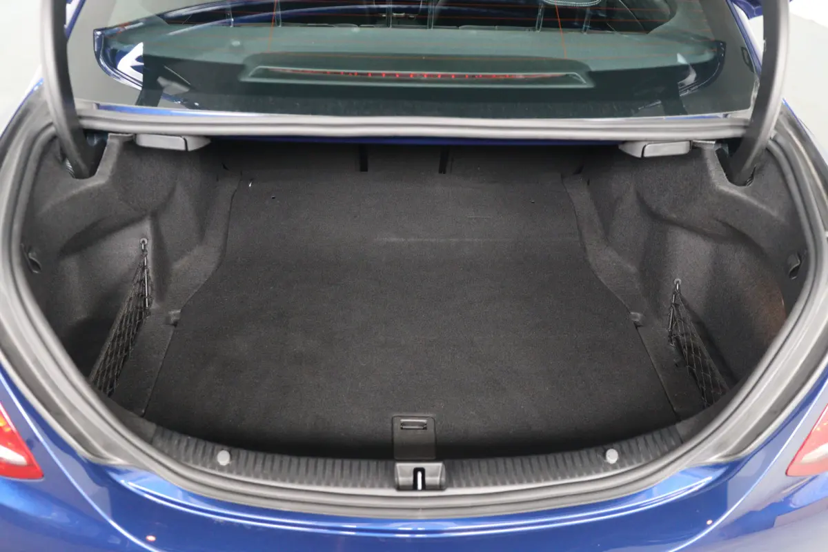 180 Sport Edition | AFN TREKHAAK | CAMERA | AMG STYLING | ELEKTS STOELEN | STOELVERWARMING | NAVI