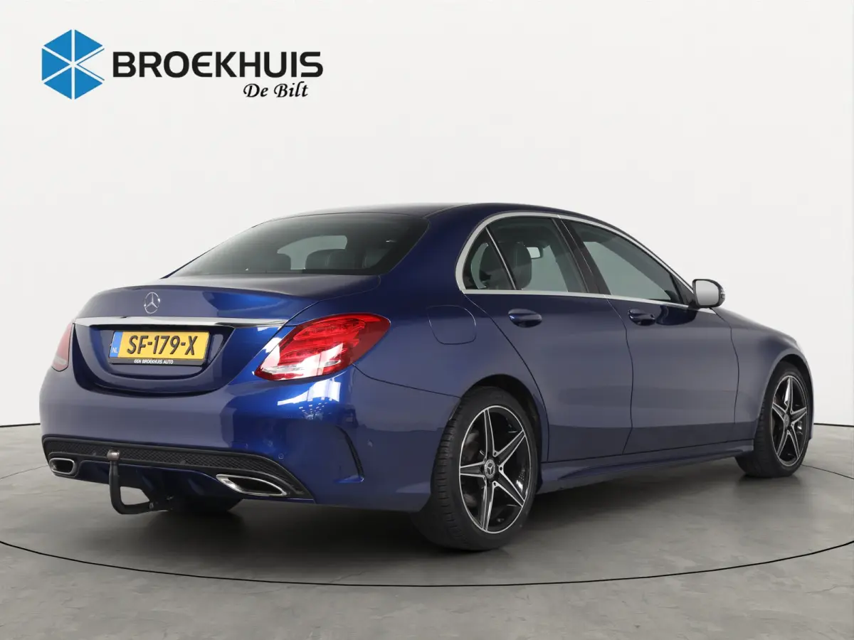 180 Sport Edition | AFN TREKHAAK | CAMERA | AMG STYLING | ELEKTS STOELEN | STOELVERWARMING | NAVI