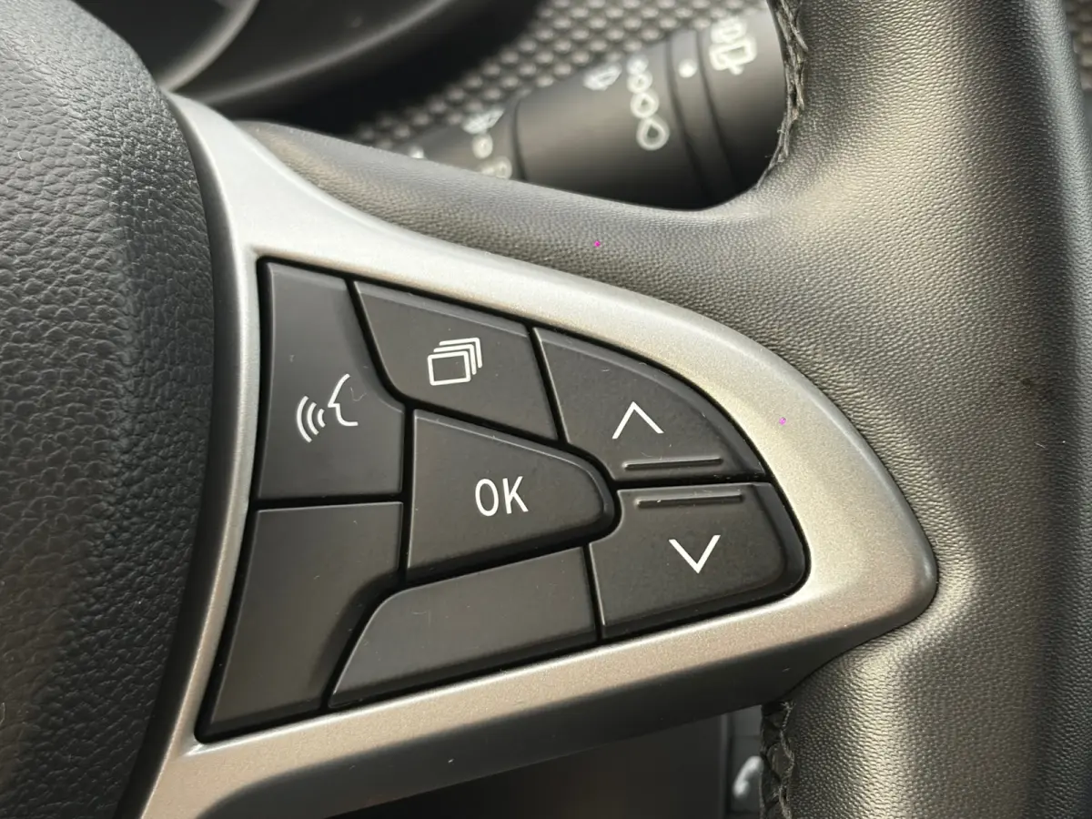 1.0 TCe 100 ECO-G Expression 7p. Benzine/LPG,Apple carplay,Navigatie