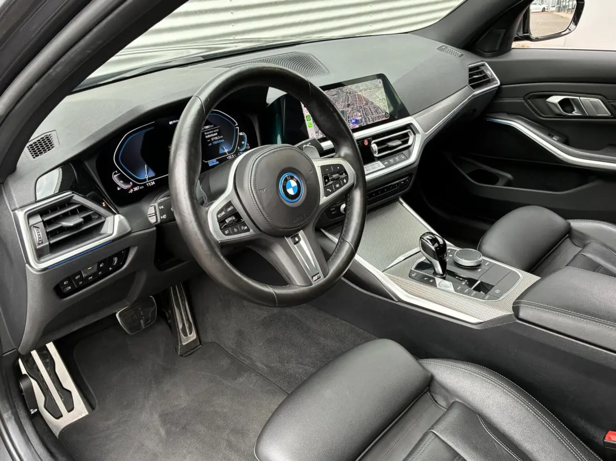 320e Automaat M Sport Led Carplay Schuifdak 2022 Vol Opties NL Auto 2 De Eigenaar Vol Opties Perfecte Staat Incl 12 Maanden Garantie