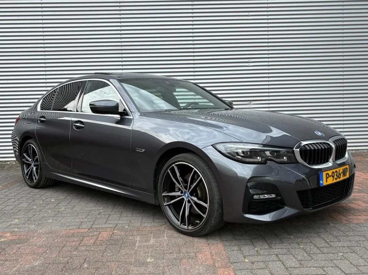 320e Automaat M Sport Led Carplay Schuifdak 2022 Vol Opties NL Auto 2 De Eigenaar Vol Opties Perfecte Staat Incl 12 Maanden Garantie