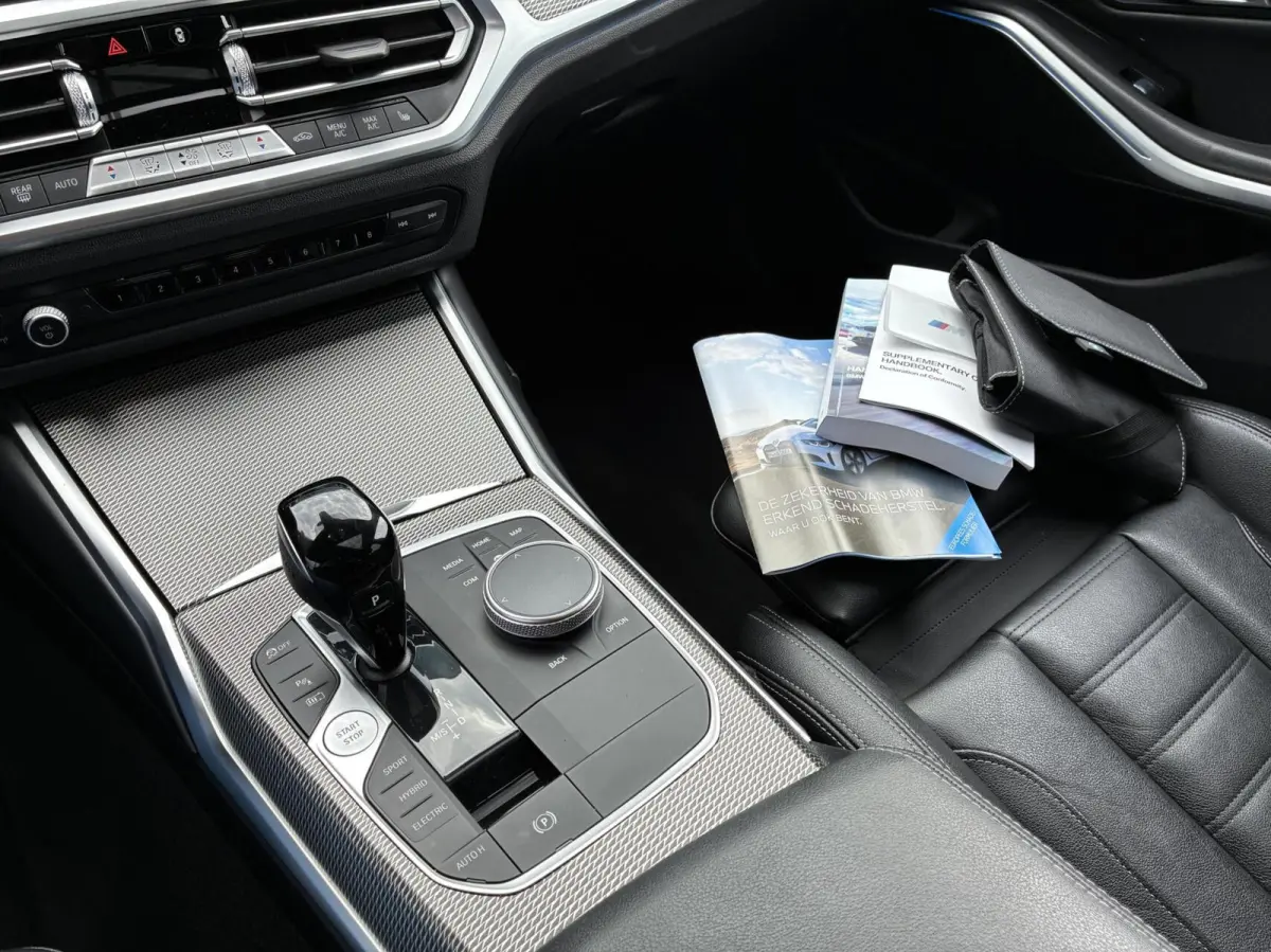 320e Automaat M Sport Led Carplay Schuifdak 2022 Vol Opties NL Auto 2 De Eigenaar Vol Opties Perfecte Staat Incl 12 Maanden Garantie