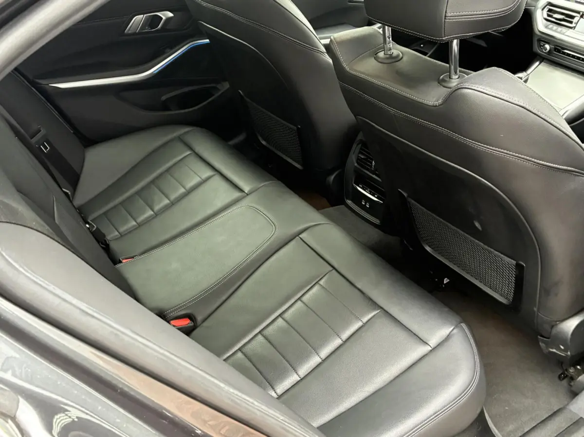 320e Automaat M Sport Led Carplay Schuifdak 2022 Vol Opties NL Auto 2 De Eigenaar Vol Opties Perfecte Staat Incl 12 Maanden Garantie