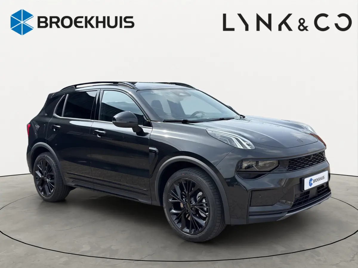 1.5 More | 360 Camera | Panormadak | Apple Carplay/Android Auto | Stuur+Stoelverwarming |