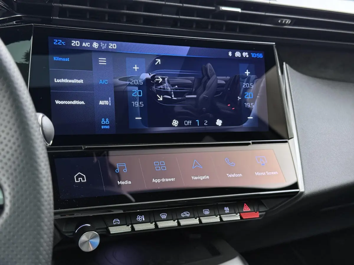 GT 195pk Plugin-Hybrid automaat | Demo | Navigatie | Panoramisch schuifdak | Focal HiFi systeem | Camera rondom | Cruise control adaptief | Lichtmetalen velgen | Elektrische achterklep | App