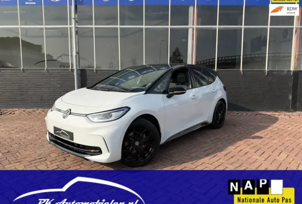 First Max 58 kWh **PANODAK+LANE ASSIST+CAMERA+HEAD UP+MASSAGE STOELEN+CARPLAY**