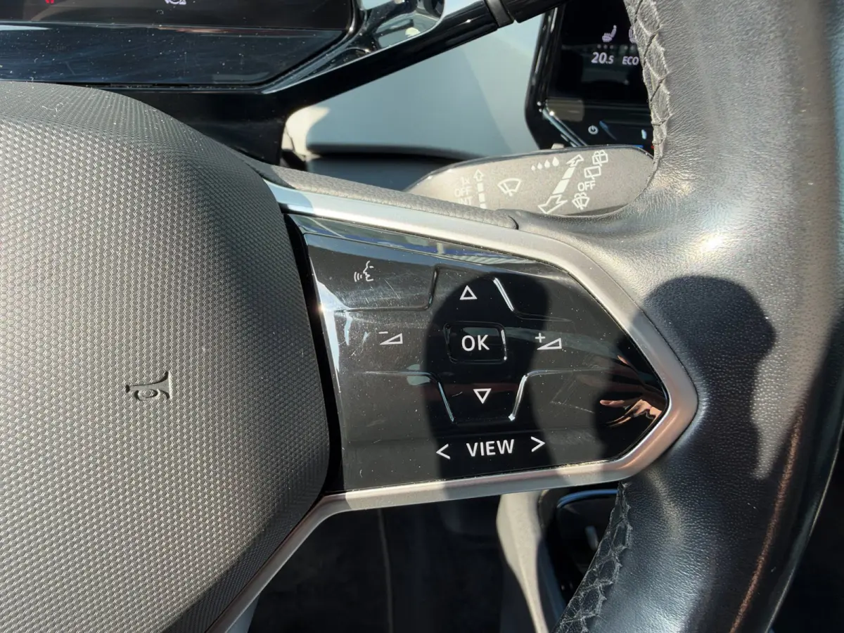 First Max 58 kWh **PANODAK+LANE ASSIST+CAMERA+HEAD UP+MASSAGE STOELEN+CARPLAY**