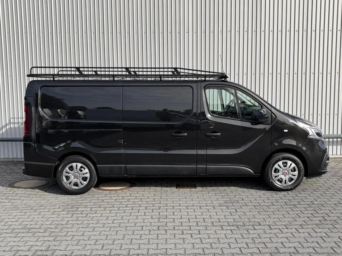 2.0 dCi 145 T29 L2H1*HAAK*A/C*CRUISE*TEL*3PERS*