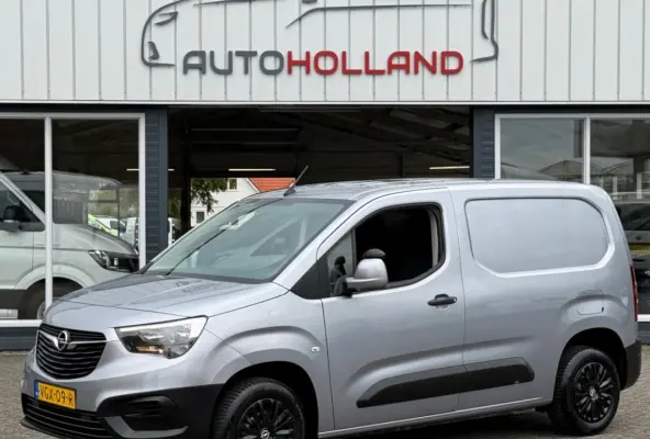 1.5D 75KW 102PK EURO 6 AIRCO/ CRUISE CONTROL/ CAMERA/ PARKEERSENSOREN/ 100% DEALERONDERHOUDEN