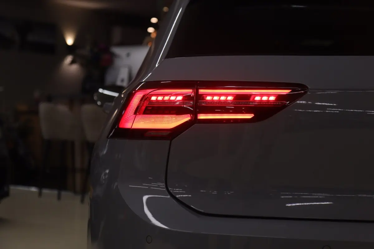 1.4 eHybrid GTE BLACKSTYLE/PANO/CARPLAY/SFEERVER/VOL