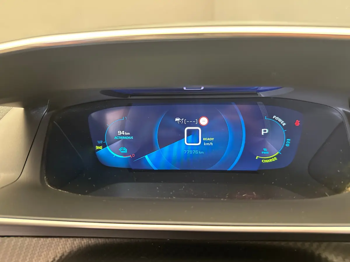 EV GT Pack 50 kWh Adaptieve Cruise | Stoelverwarming | Camera | Parkeersensoren Rondom | Carplay | Digitaal Dashboard | Achteruitrijcamera | Airco (automatisch) | Apple Carplay/Android Auto|