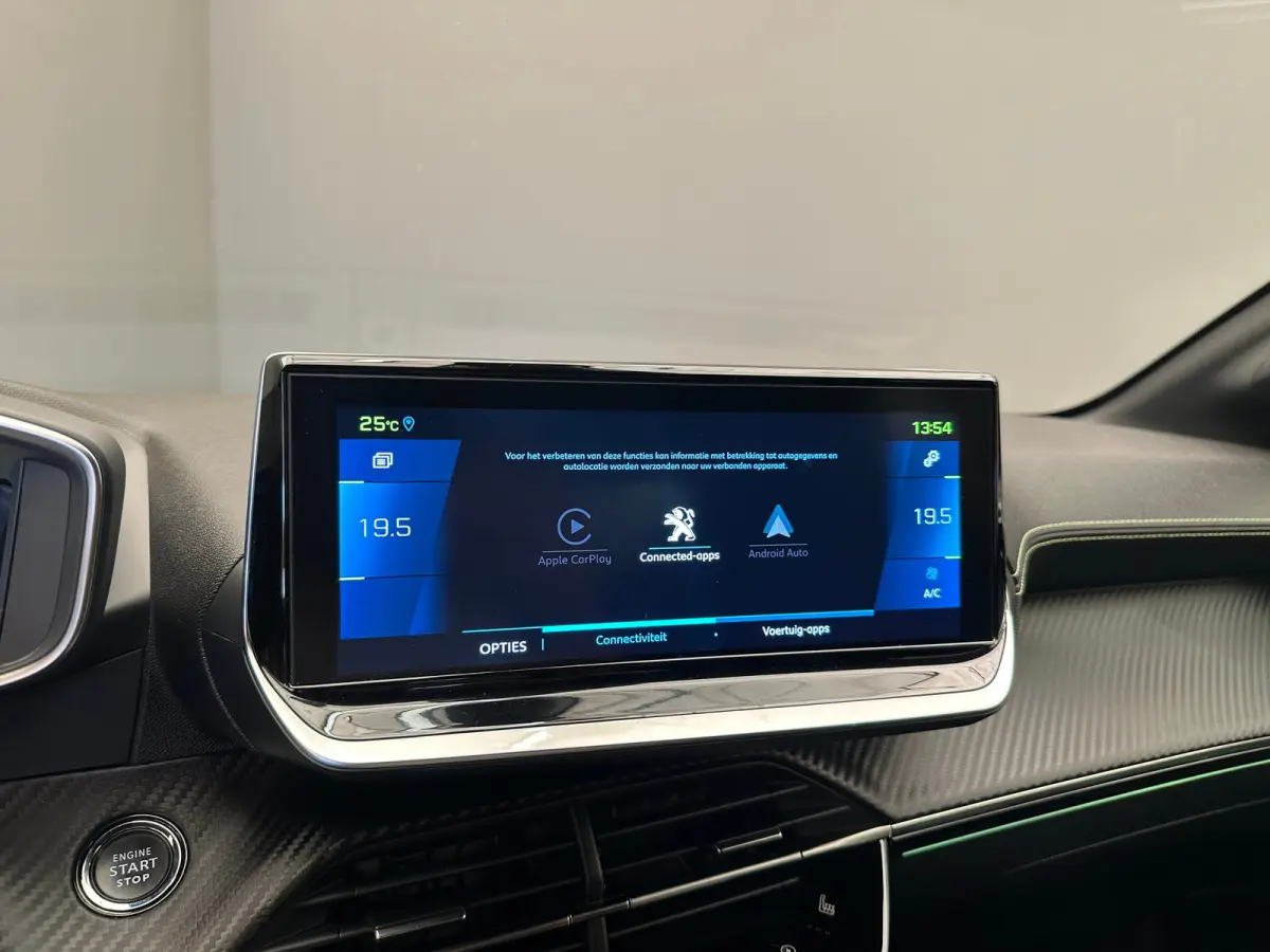 EV GT Pack 50 kWh Adaptieve Cruise | Stoelverwarming | Camera | Parkeersensoren Rondom | Carplay | Digitaal Dashboard | Achteruitrijcamera | Airco (automatisch) | Apple Carplay/Android Auto|