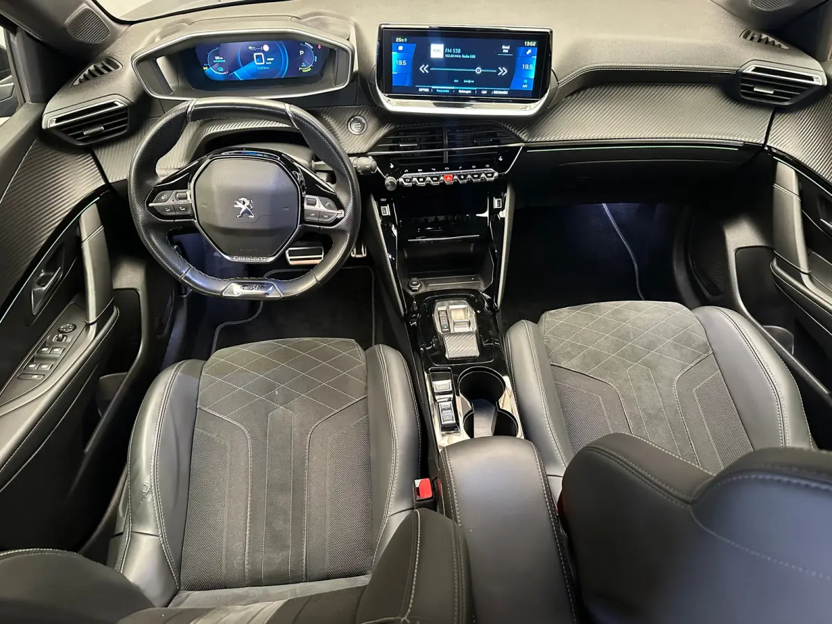 EV GT Pack 50 kWh Adaptieve Cruise | Stoelverwarming | Camera | Parkeersensoren Rondom | Carplay | Digitaal Dashboard | Achteruitrijcamera | Airco (automatisch) | Apple Carplay/Android Auto|