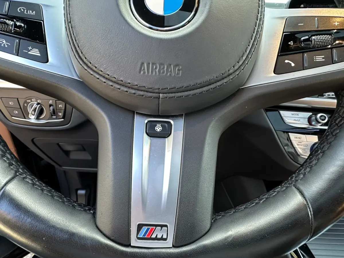 xDrive30e I M-Pakket I Pano I Leder I Head-Up I H&K I Dealer onderh.
