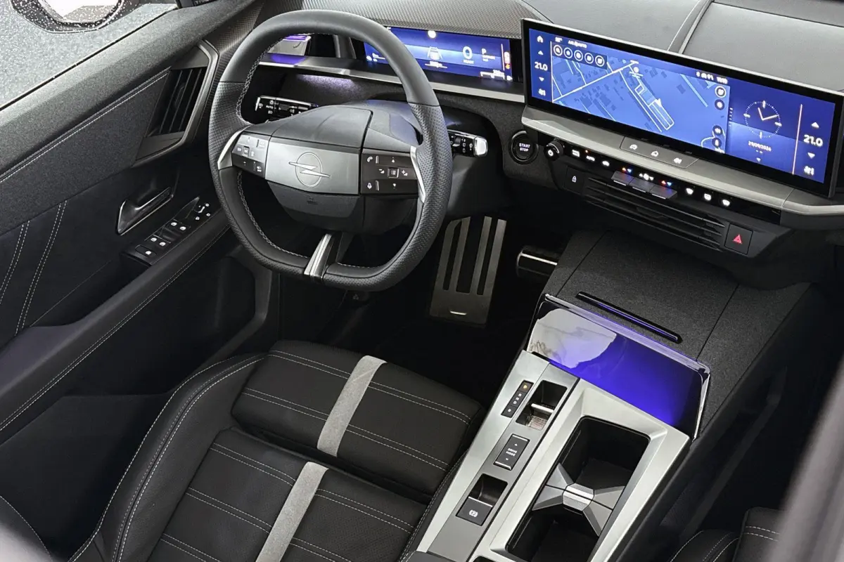 1.6 Turbo Plug-in-Hybrid GS Pano Nappa Leder Trekhaak Stoelventilatie