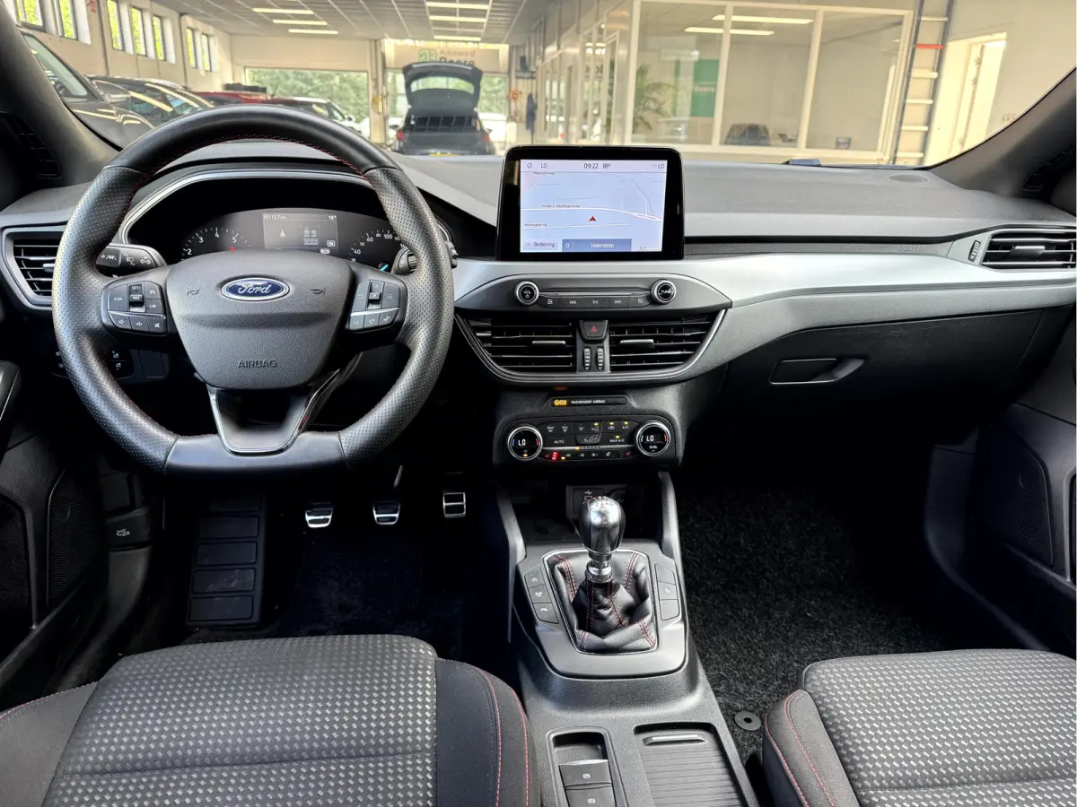 1.0 EcoBoost Hybrid ST Line X Winterpakket, Camera, 17''Lmv