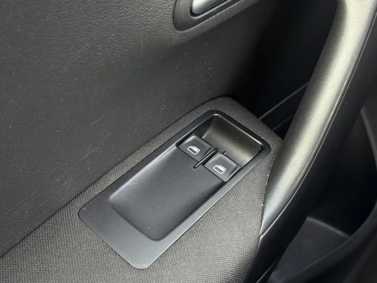 1.0 Carplay|Navi|Elek ramen|Lm velgen|APK tot 04-2027