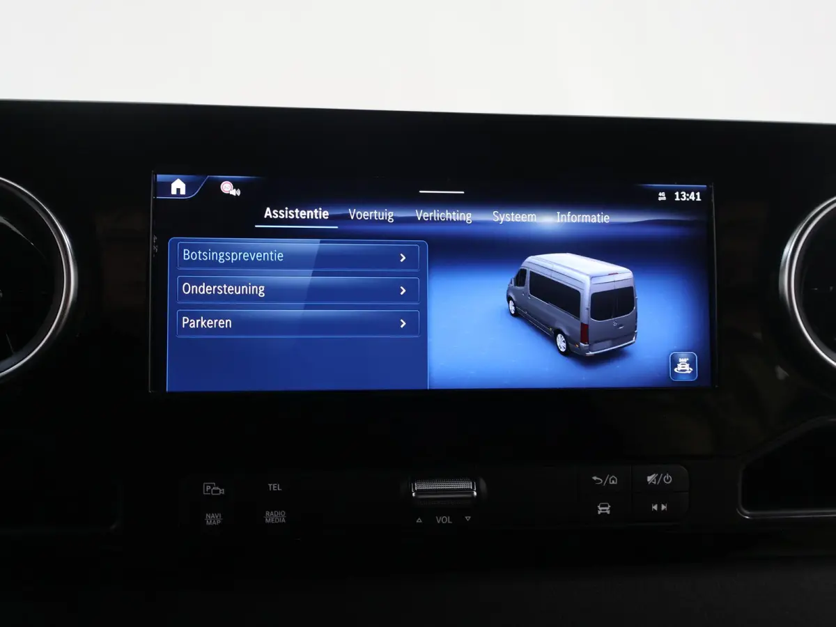 317 CDI | AUT. | L3 H2 | DISTRONIC PLUS | 3-ZITS | SCHUIFDEUR L+R | NAVIGATIE | PARKEERCAMERA | CERTIFIED