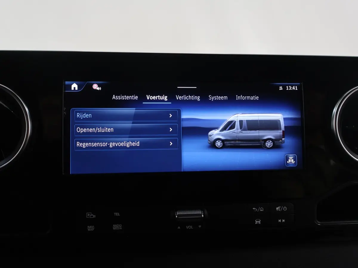 317 CDI | AUT. | L3 H2 | DISTRONIC PLUS | 3-ZITS | SCHUIFDEUR L+R | NAVIGATIE | PARKEERCAMERA | CERTIFIED