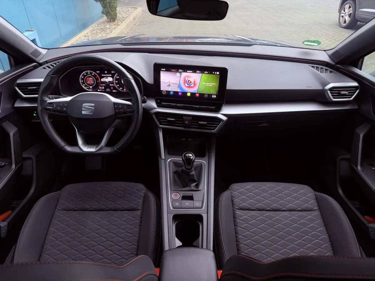 1.5 TSI 150PK! FR Business Intense TREKH | ADAPT.CRUISE | CARPLAY | CAM | SFEERVERL. | NAV | LED | NAP | 1'EIG