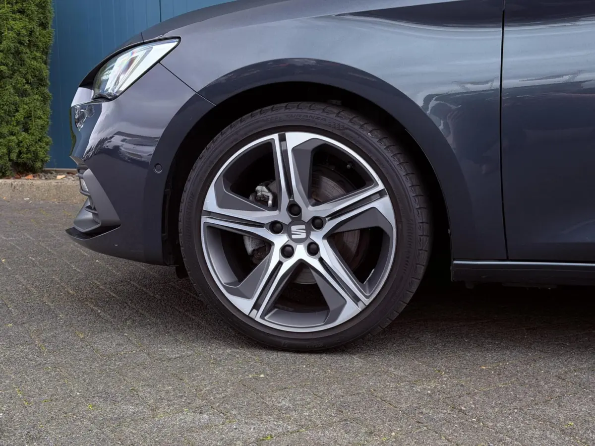 1.5 TSI 150PK! FR Business Intense TREKH | ADAPT.CRUISE | CARPLAY | CAM | SFEERVERL. | NAV | LED | NAP | 1'EIG