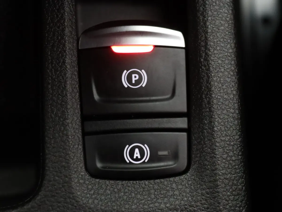 E-Tech full hybrid 160pk techno Cruise control adaptief