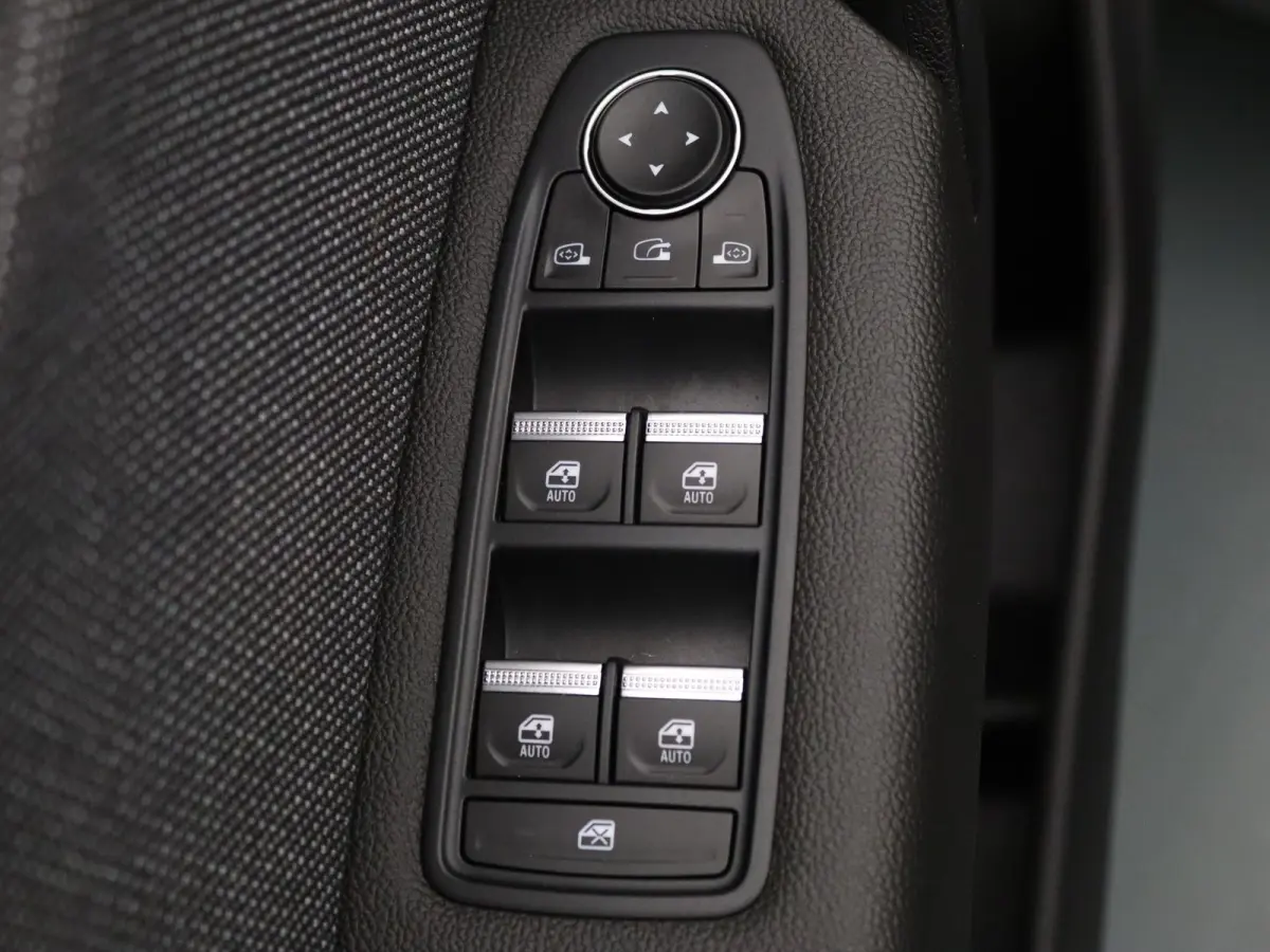 E-Tech full hybrid 160pk techno Cruise control adaptief