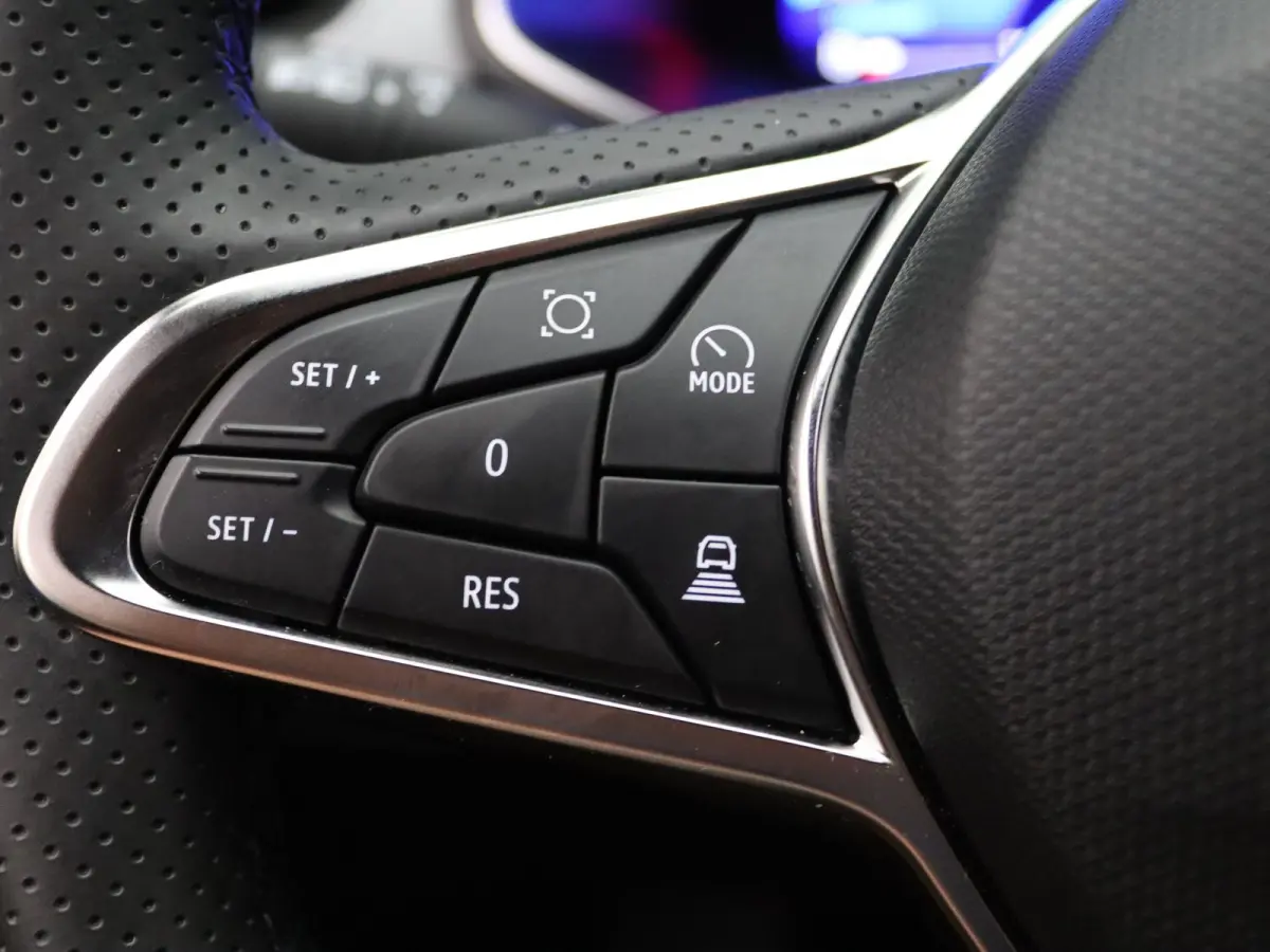 E-Tech full hybrid 160pk techno Cruise control adaptief