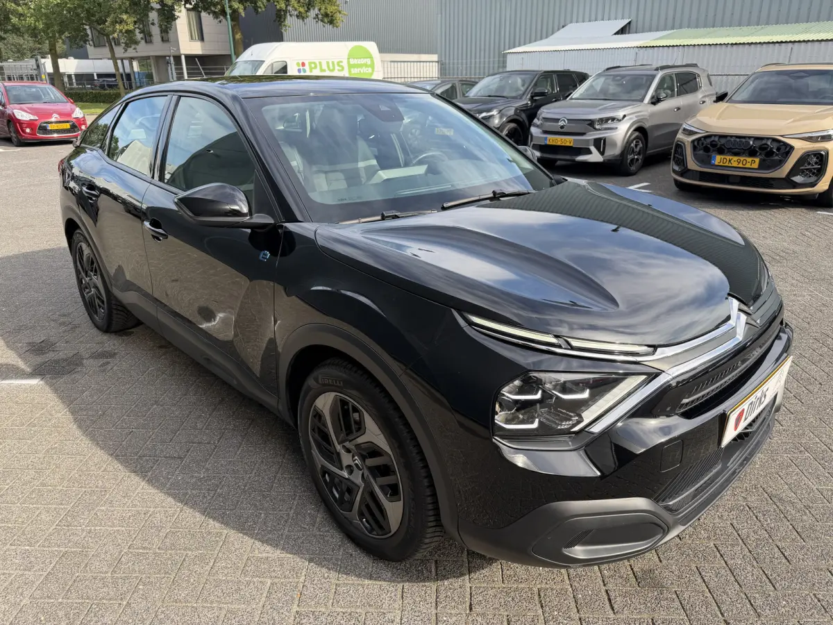 You 50 kWh (Camera - LED - Comfort Seats - Navigatie via APP - Automatische Airco - Apple Carplay)