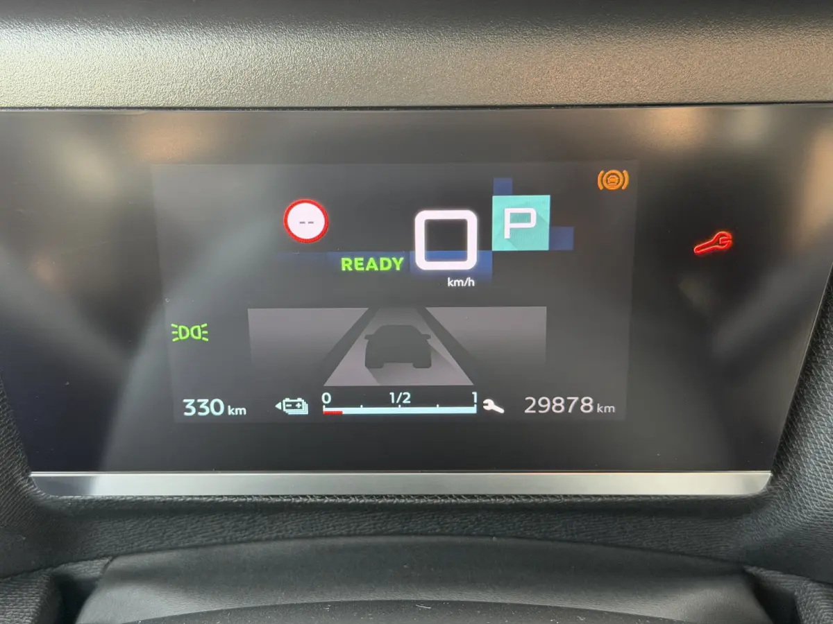 You 50 kWh (Camera - LED - Comfort Seats - Navigatie via APP - Automatische Airco - Apple Carplay)