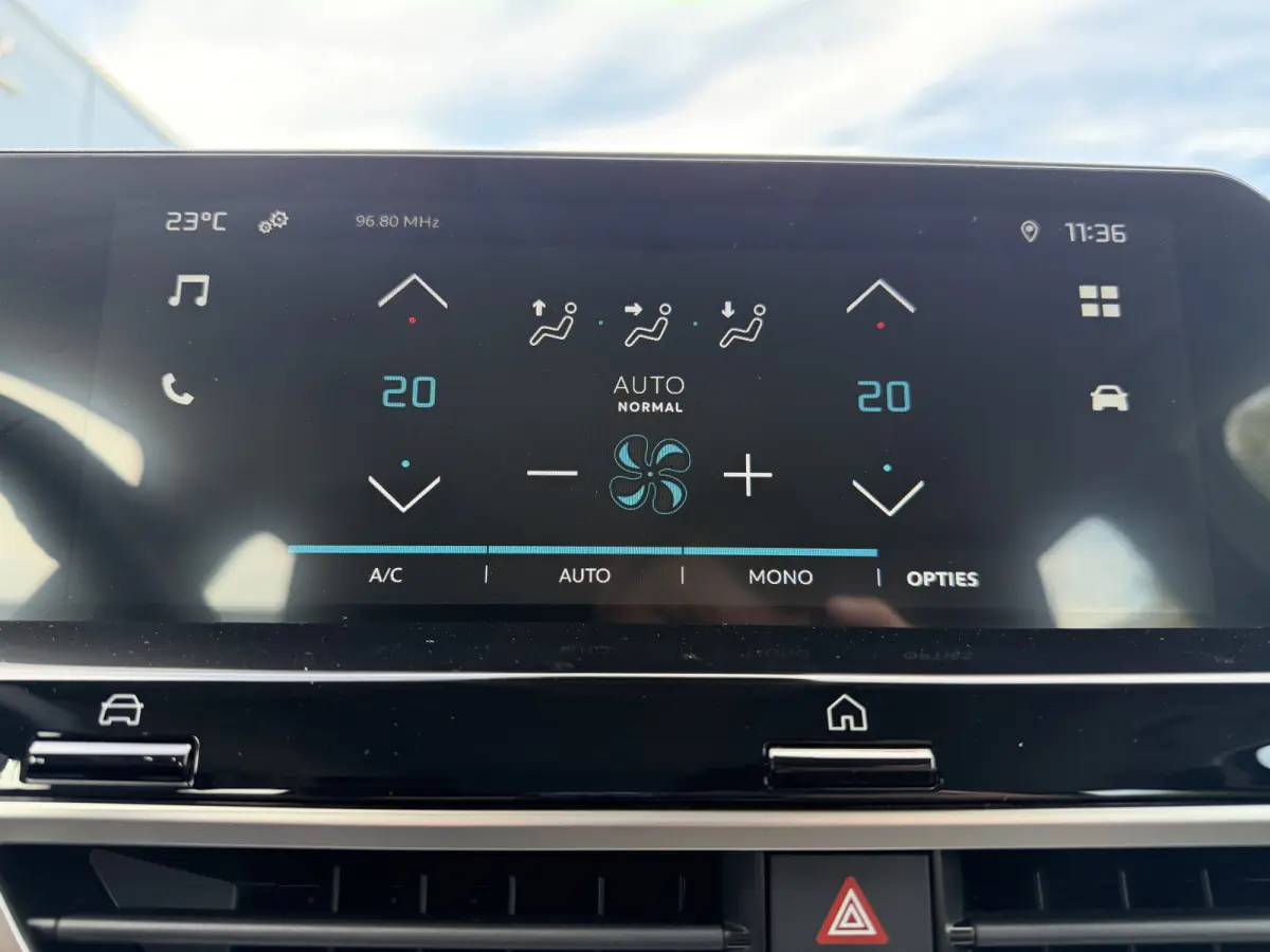 You 50 kWh (Camera - LED - Comfort Seats - Navigatie via APP - Automatische Airco - Apple Carplay)