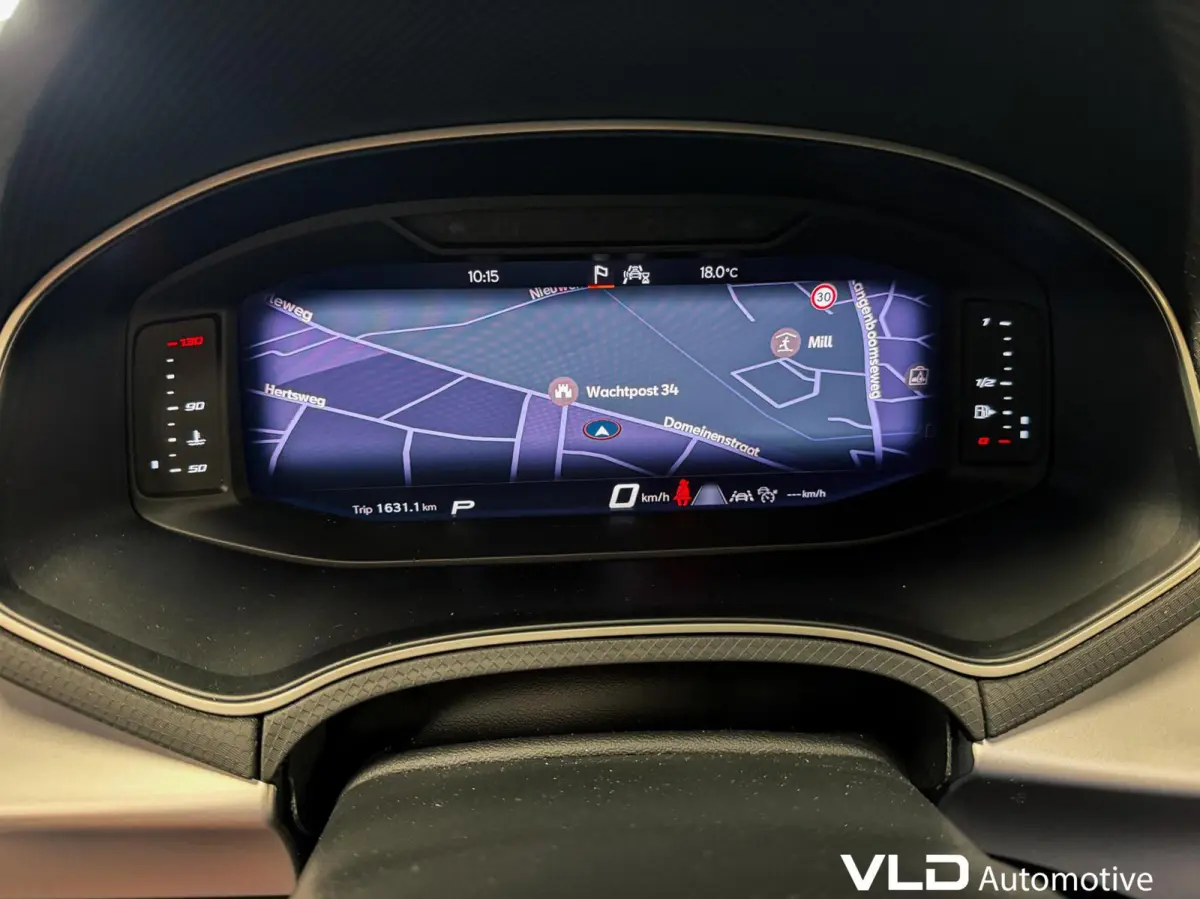 1.5 TSI FR LED PANO BEATS CAM CARPLAY ALCANTARA