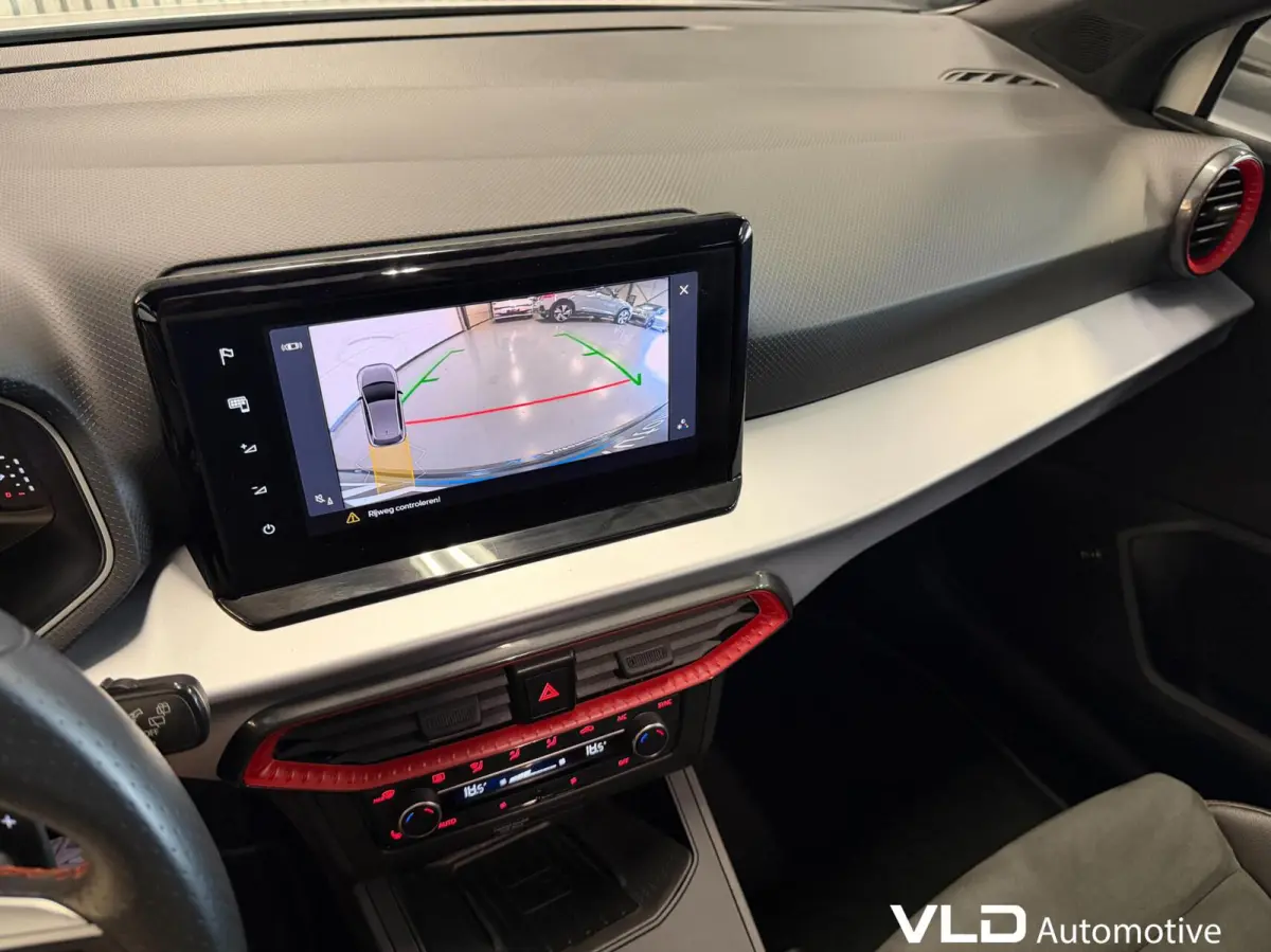 1.5 TSI FR LED PANO BEATS CAM CARPLAY ALCANTARA