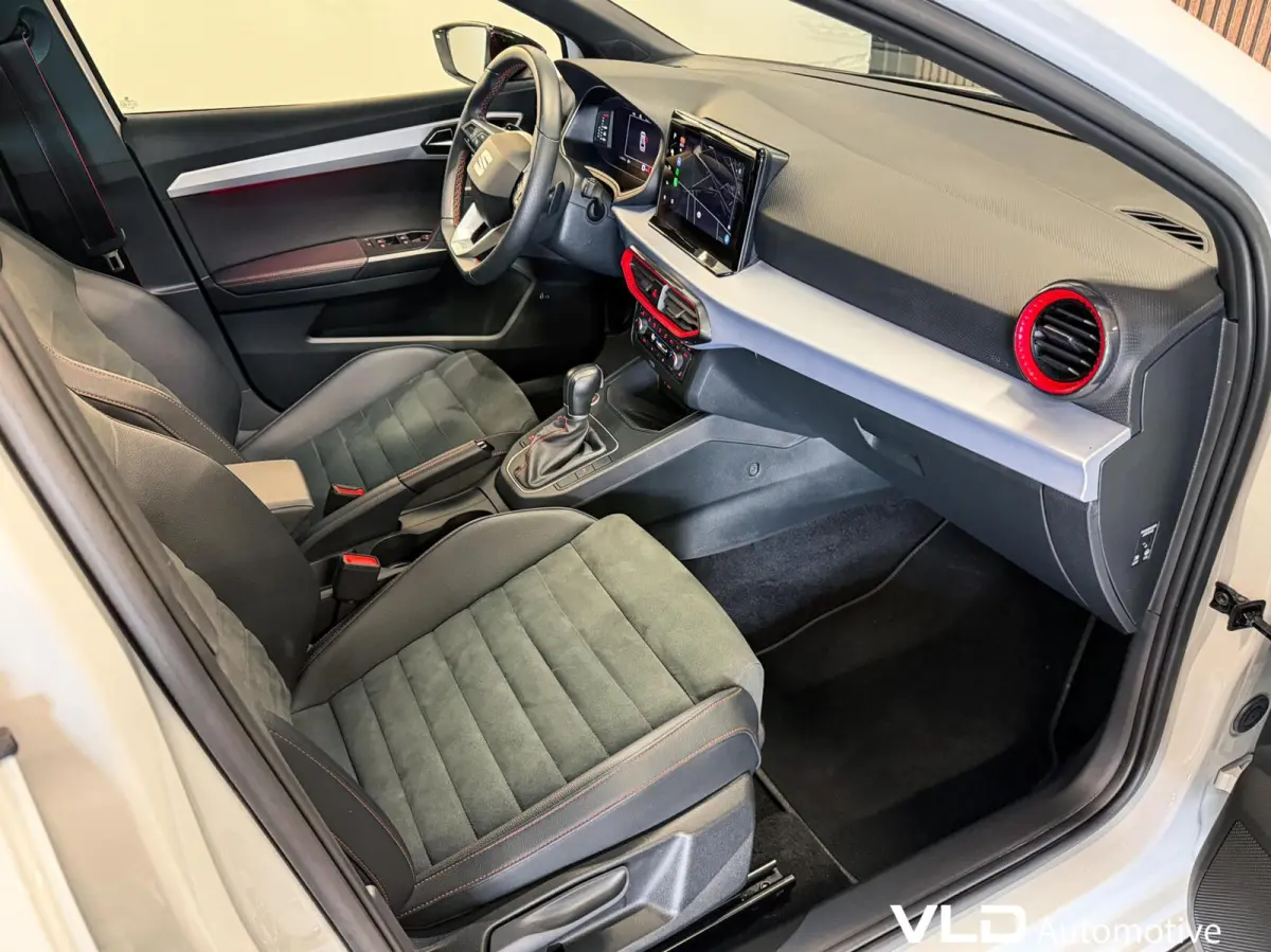 1.5 TSI FR LED PANO BEATS CAM CARPLAY ALCANTARA