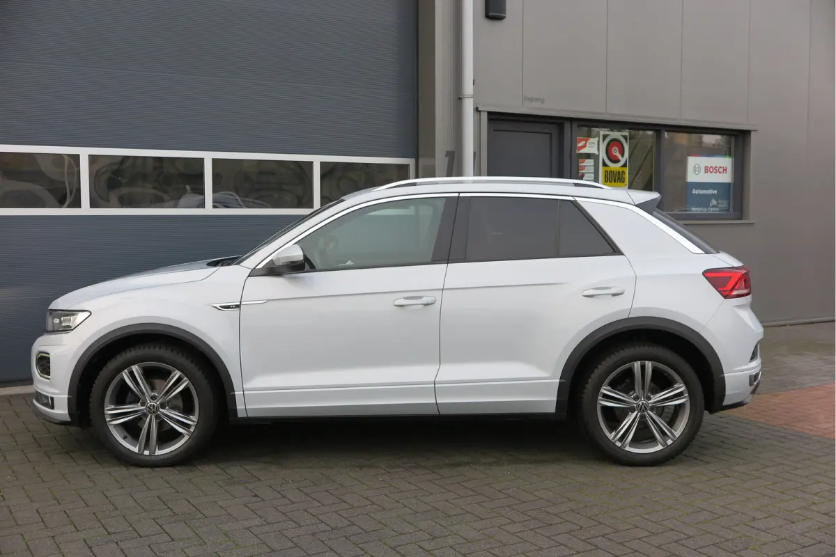 1.5 TSI 150pk DSG Sport Business R-Line Keyless, LED,Camera, Virtual cockpit,Navigatie, Stoelverwarming, Electr. Achterklep. Schakelmogelijkheid aan stuurwiel, etc