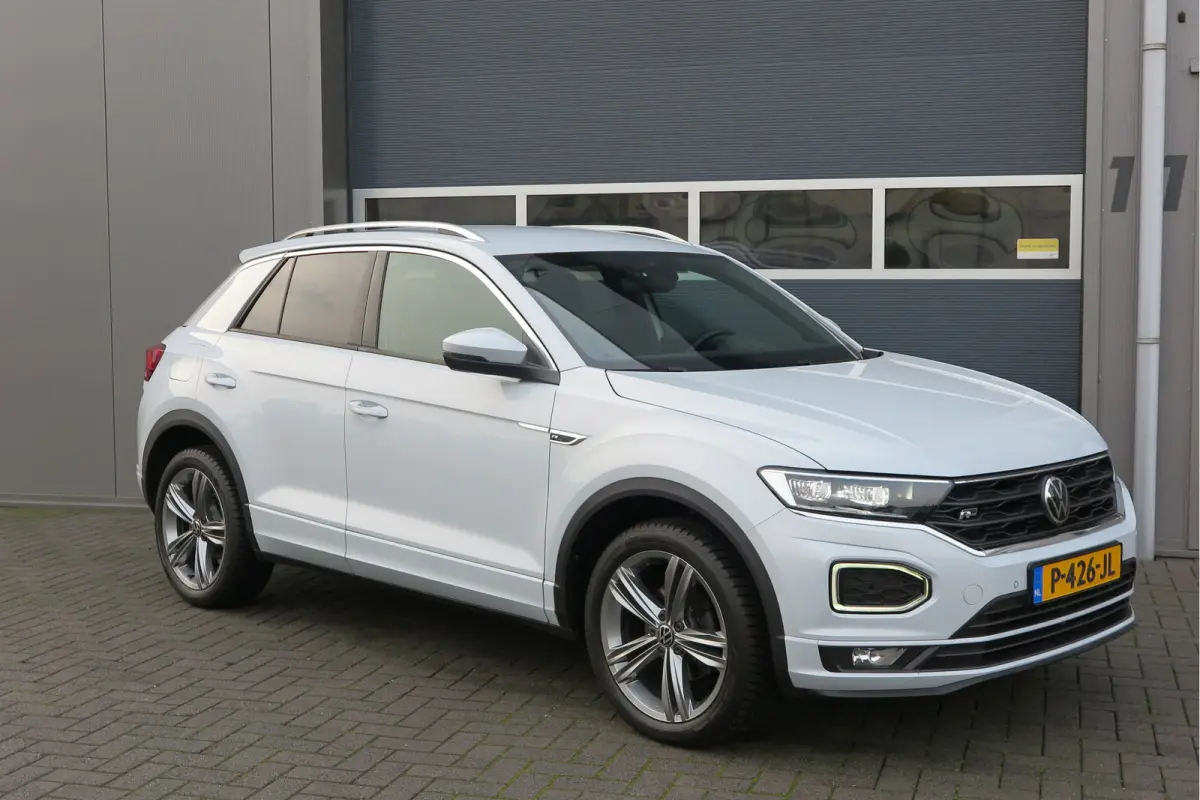 1.5 TSI 150pk DSG Sport Business R-Line Keyless, LED,Camera, Virtual cockpit,Navigatie, Stoelverwarming, Electr. Achterklep. Schakelmogelijkheid aan stuurwiel, etc