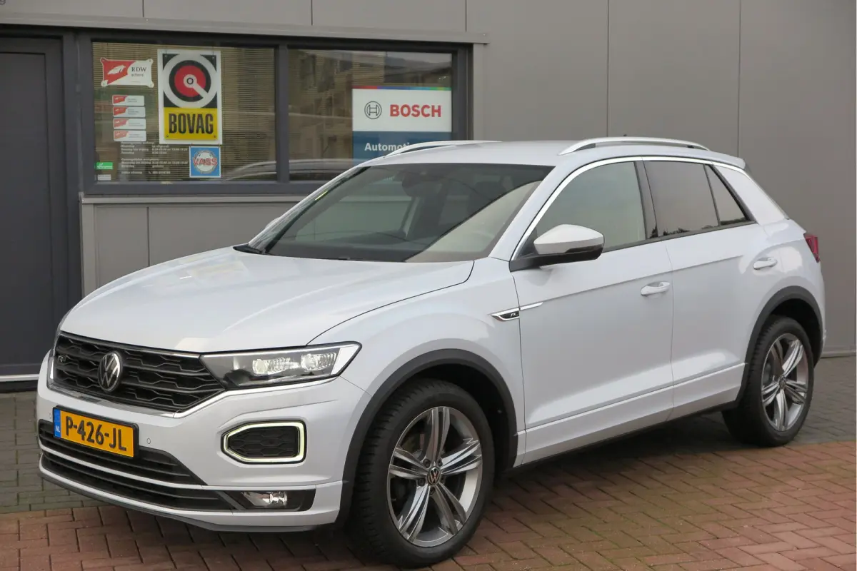 1.5 TSI 150pk DSG Sport Business R-Line Keyless, LED,Camera, Virtual cockpit,Navigatie, Stoelverwarming, Electr. Achterklep. Schakelmogelijkheid aan stuurwiel, etc