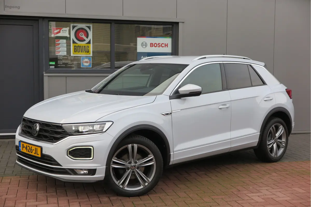 1.5 TSI 150pk DSG Sport Business R-Line Keyless, LED,Camera, Virtual cockpit,Navigatie, Stoelverwarming, Electr. Achterklep. Schakelmogelijkheid aan stuurwiel, etc