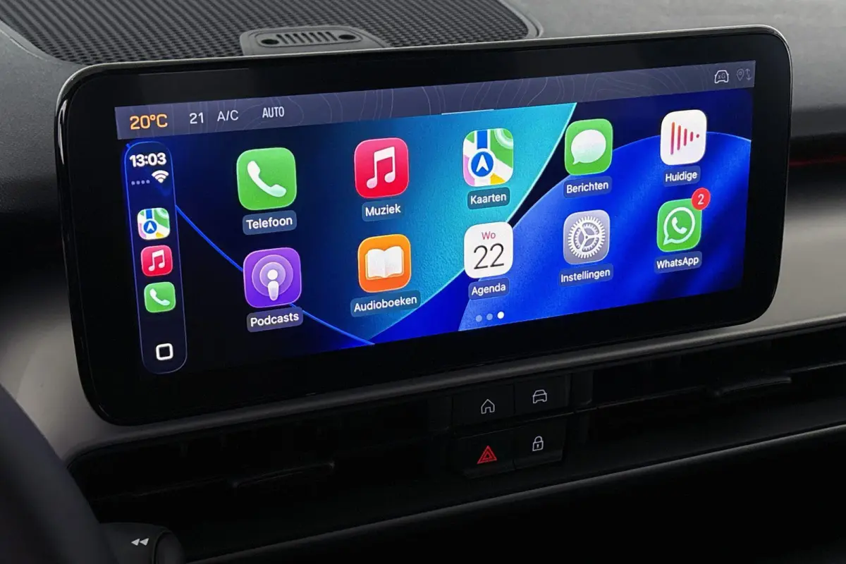 1.2 e-Hybrid Summit Adaptive Cruise Keyless JBL Full-LED