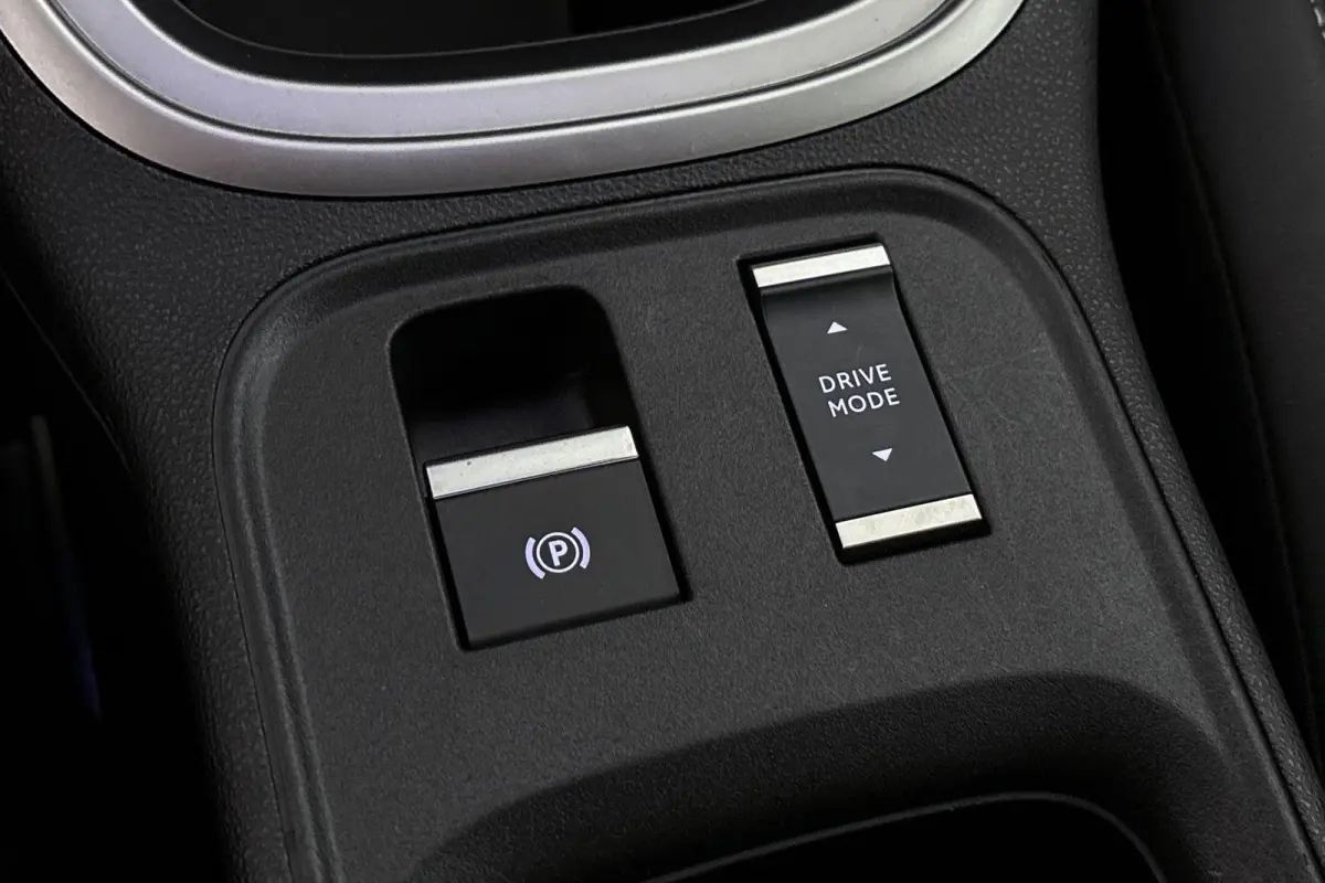 1.2 e-Hybrid Summit Adaptive Cruise Keyless JBL Full-LED