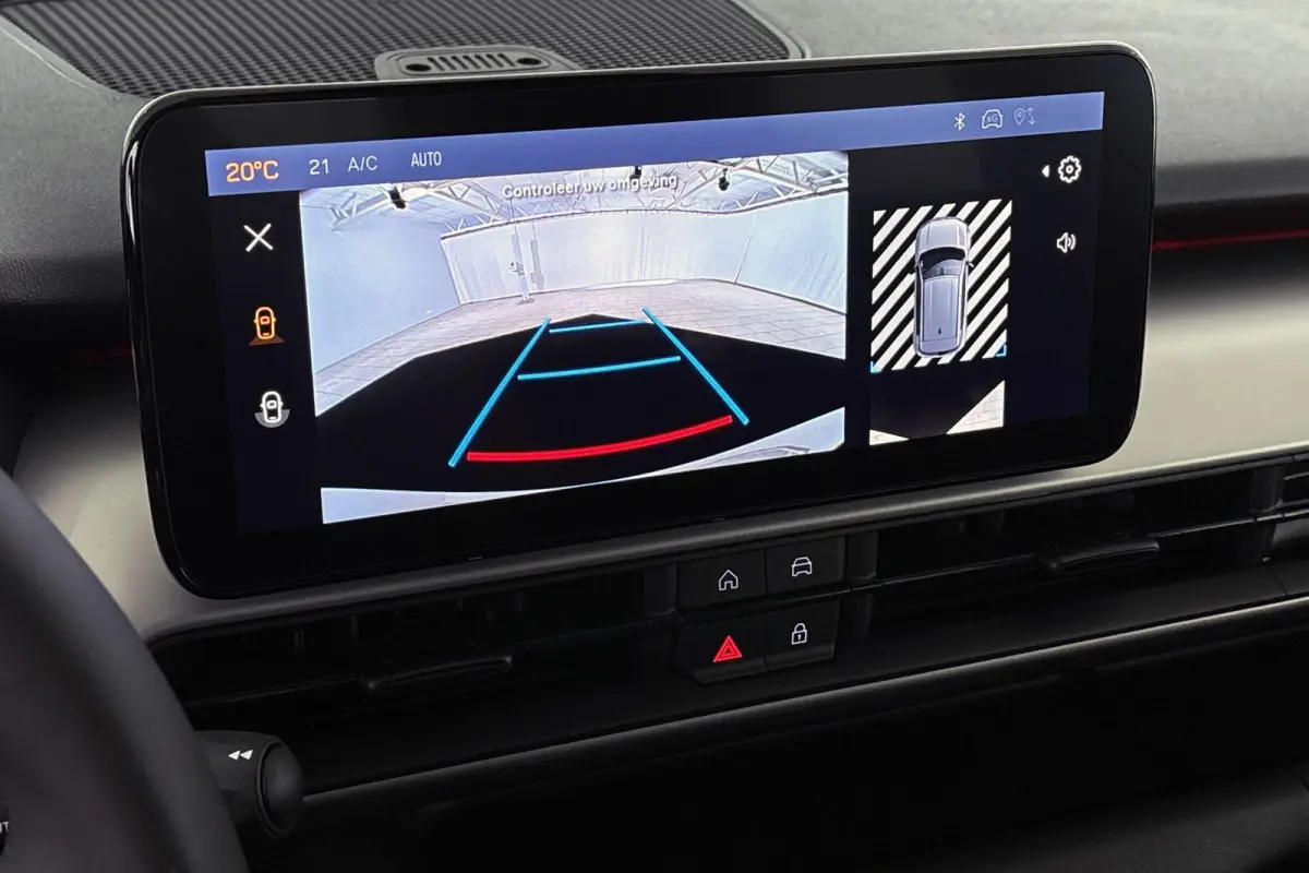 1.2 e-Hybrid Summit Adaptive Cruise Keyless JBL Full-LED