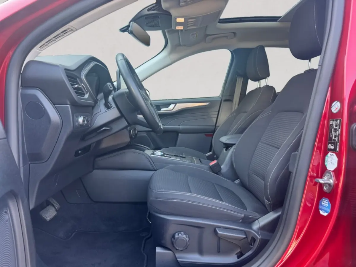 Ford Kuga 2.5 PHEV Titanium stoel/stuurverwarming | panoramadak