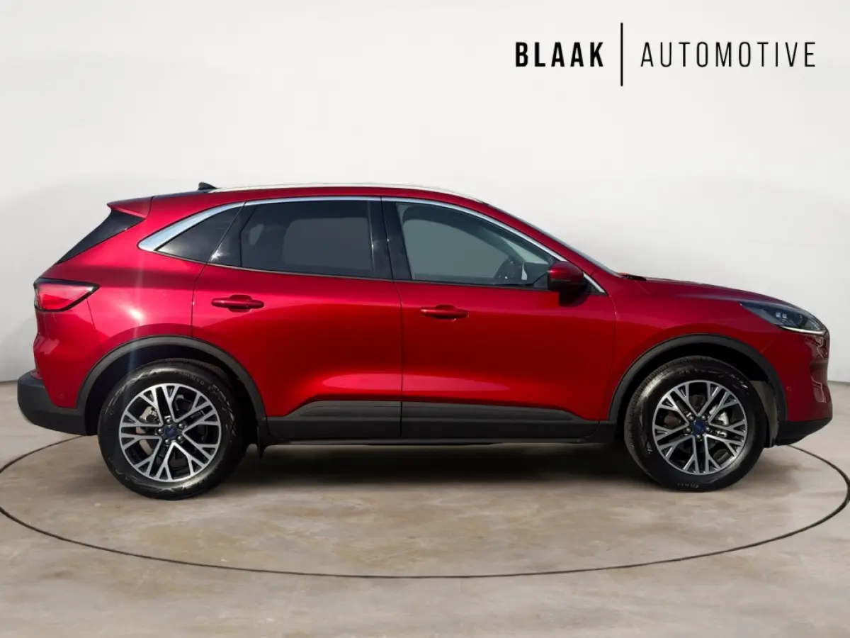Ford Kuga 2.5 PHEV Titanium stoel/stuurverwarming | panoramadak