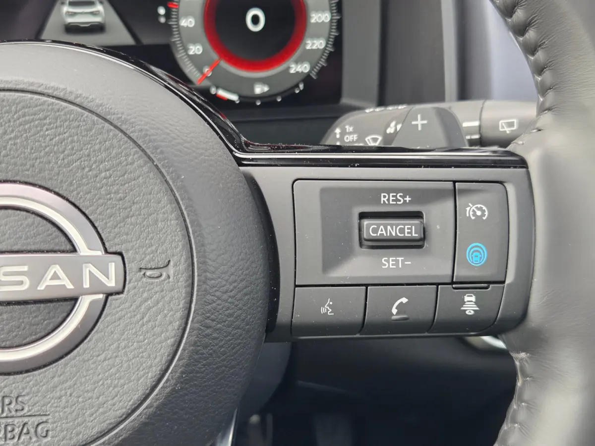 1.3 MHEV Xtronic Tekna design-pack Apple Carplay/Android Auto / Panoramadak / Cruise control adaptief met Stop&Go / Keyles entry/start / Airco (automatisch) /