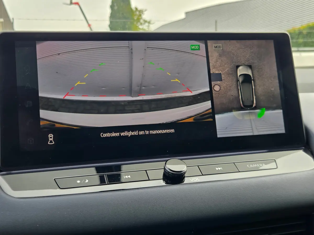 1.3 MHEV Xtronic Tekna design-pack Apple Carplay/Android Auto / Panoramadak / Cruise control adaptief met Stop&Go / Keyles entry/start / Airco (automatisch) /