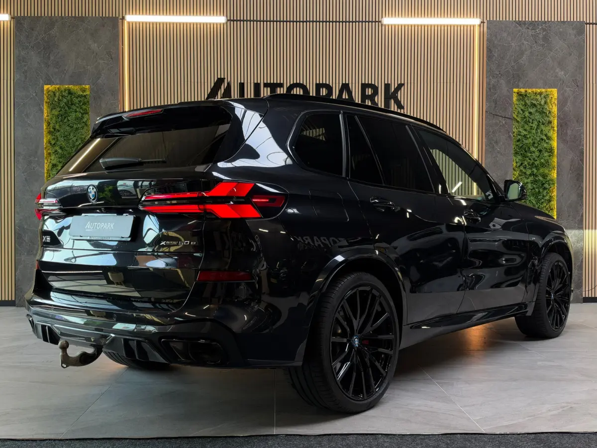 XDrive50e M-SPORT|PANO|H&K|SOFTCLOSE|HuD|360 CAMERA|MEMORY|KEYLESS|TREKHAAK|22INCH|489PK|BOMVOL!