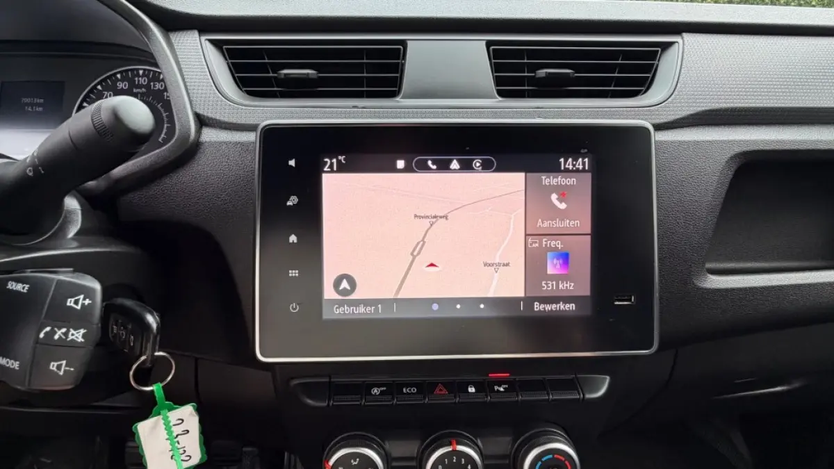 1.5 DCI 55KW 75PK EURO 6 NAVIGATIE/ AIRCO/ CRUISE CONTROL/ PARKEERSENSOREN/ 100% DEALERONDERHOUDEN