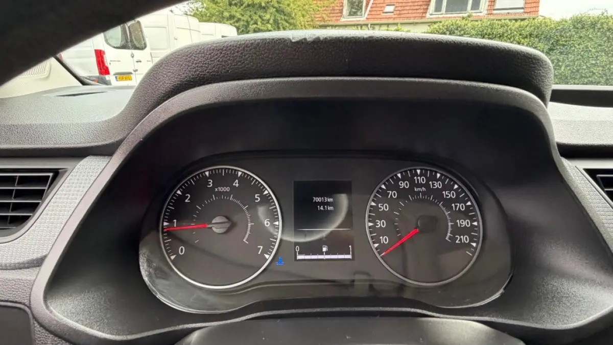 1.5 DCI 55KW 75PK EURO 6 NAVIGATIE/ AIRCO/ CRUISE CONTROL/ PARKEERSENSOREN/ 100% DEALERONDERHOUDEN