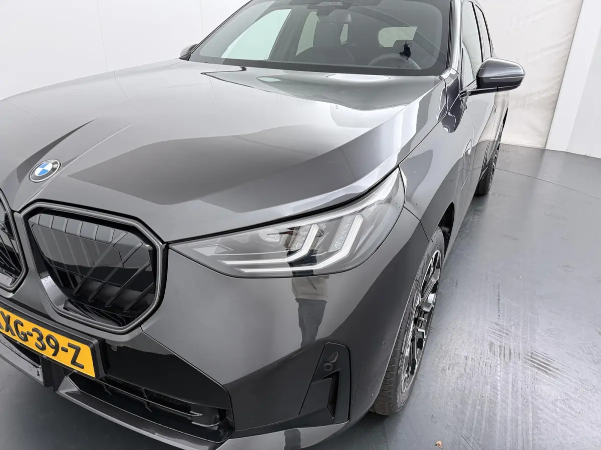 30e xDrive | M Sport Pro | Premium Pack |